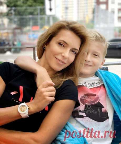 Марина Боржемская рассказала о дне рождения сына и поделилась милыми семейными фото