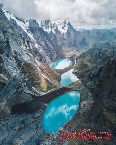 #GeorgiaPhotoMtianeti 

Абуделаурские озера | აბუდელაურის ტბები | Abudelauri Lakes
Фото: Dmitriy Pavlov © 
#Грузия #Georgia #Saqartvelo