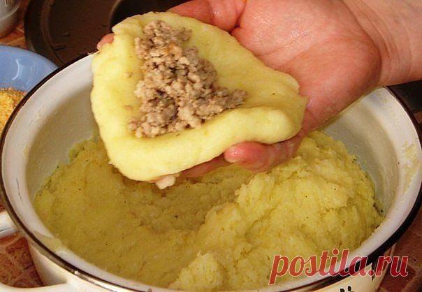 ОЧЕНЬ ВКУСНЫЕ КАРТОФЕЛЬНЫЕ ЗРАЗЫ!
СУПЕР РЕЦЕПТ!