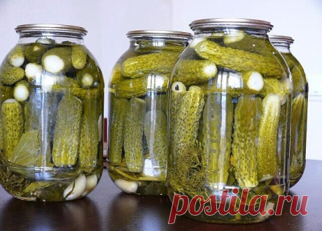 СЕКРЕТНЫЙ РЕЦЕПТ ОБАЛДЕННЫХ ОГУРЦОВ

Эти маринованные огурчики имеют просто изюмительный вкус, а сам рецепт консервирования огурцов мы называем «пальчики оближешь».

Продукты:
Огурцы - 4 кг
Зелень петрушки - 1 пучок
Подсолнечное масло - 1 стакан (200-граммовый)
Столовый уксус 9 % - 1 стакан
Соль - 80 грамм
Сахар - 1 стакан
Черный молотый перец - 1 десертная ложка
Чеснок - 1 головка

Вы хотите порадовать своих домочадцев зимой классными маринованными огурцами? Нет, не теми,...