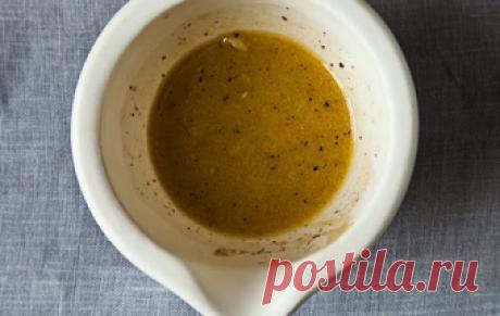 Салатная заправка с анчоусом / Салатные заправки / TVCook: пошаговые рецепты с фото