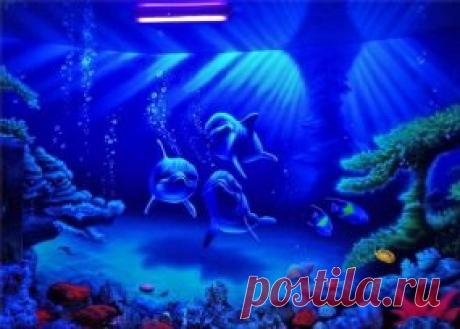 ФЛУОРЕСЦЕНТНЫЕ ОБОИ: днем обычный пейзаж, ночью же происходит волшебство! :)