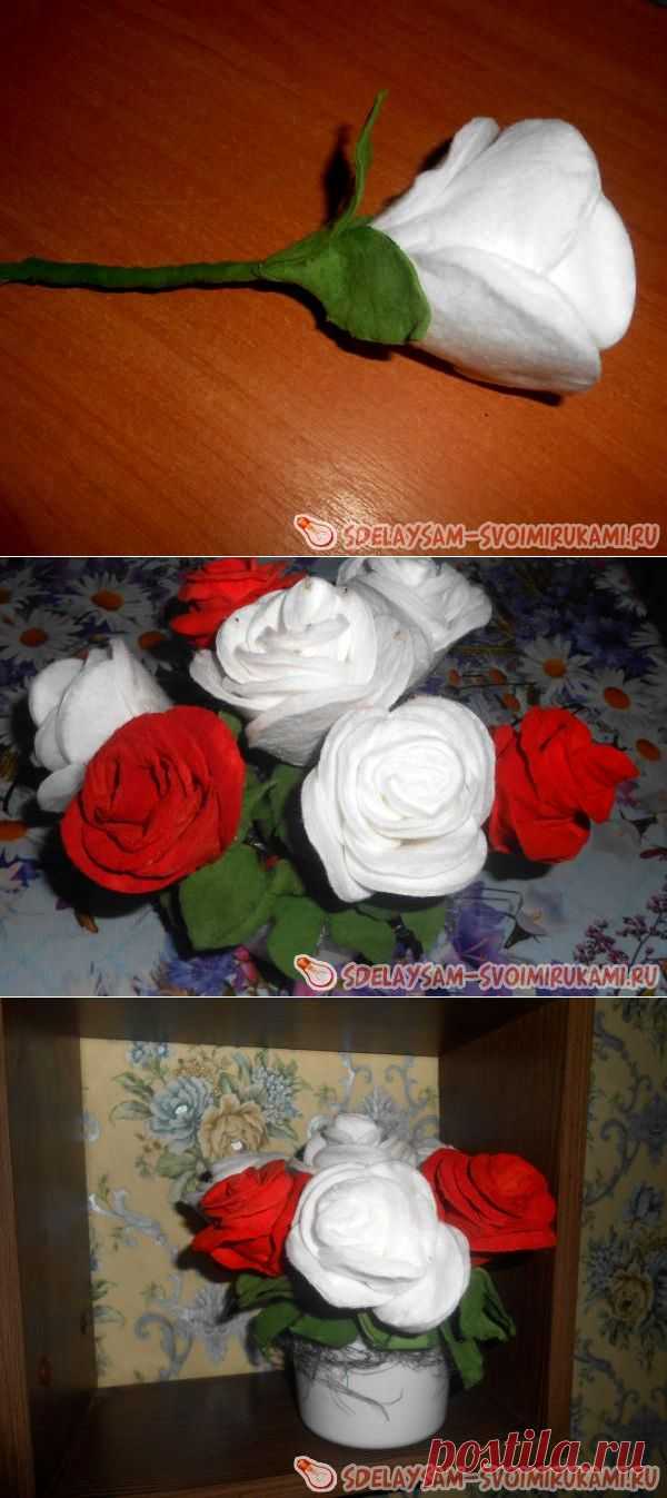 Розы из ватных дисков