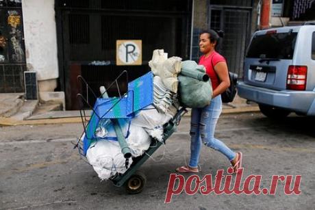 Россиянка посетила опасную страну на Карибах и удивилась знающим русский военным. Российская туристка побывала в Венесуэле, которая считается одной из самых опасных стран в мире, и удивилась количеству охраны и военных на улицах. Туристка рассказала, что отдыхала в пятизвездочном отеле на острове Маргарита — тур «все включено» на 10 дней обошелся ей в 230 тысяч рублей на двоих.