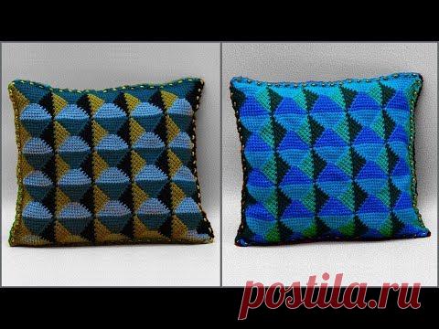Декоративная подушка 3D узором. Ромбы тунисским крючком. Часть 1.
ВНИМАНИЕ! Допущена ошибка! Когда закончите первую полоску узора, то провяжите еще 1 ряд из 15 тунисских столбиков, будет как установочный ряд в первом элементе. Чтобы в начале и конце было по 7 рядов.