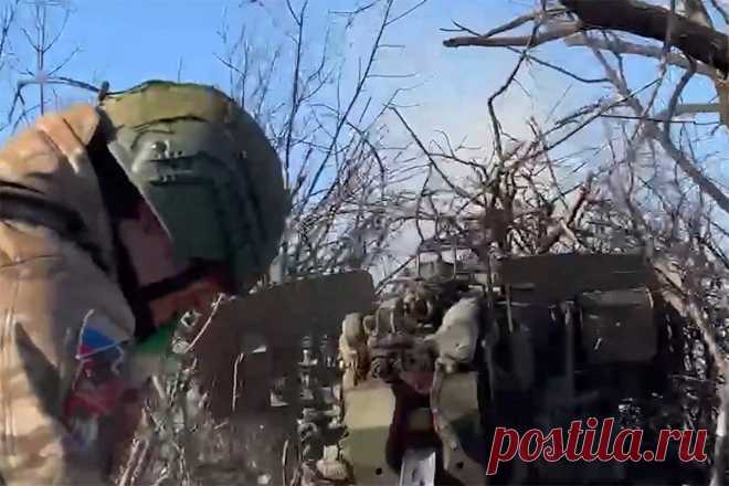 ВС РФ уничтожили пять лодок ВСУ при попытке переправы через Днепр. Украинские военные пытались переправиться на левый берег реки.