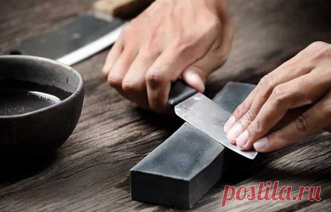 Как правильно точить ножи Заточка ножей – дело почти интимное. В этой процедуре нет спешки, здесь важно чувство и ритм. Хороший нож похож на породистую машину – управляется точно, слушается с полуслова, но теряет форму...