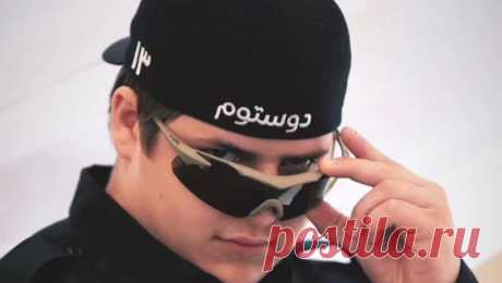 Сын Кадырова выложил в соцсетях первый пост после видео с избиением поджигателя Корана. Сын главы Чеченской Республики Рамзана Кадырова Адам Кадыров выложил первый пост в своем Instagram после избиения Никиты Журавеля, арестованного за сожжение Корана. &quot;Можешь сплетничать, ненавидеть, завидовать и обсуждать меня. Но мы ...