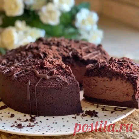 1 ст сетаны, 300 г печенья, 100 г масла, какао и ложка молока для самого вкусного в мире тортика с сырным кремом Сегодня я к вам с новым, очень лёгким тортиком, который не требует выпечки. Любите шоколад, тогда рецепт точно для вас!!!! ⠀ Для основы нам понадобится: 300 гр песочного печенья 3 ст л какао 100 гр сливочного масла 1 ст л молока ( или чуть больше) ⠀ Для крема: 180 гр тёмного шоколада 250 гр сыра...Continue to the recipe →