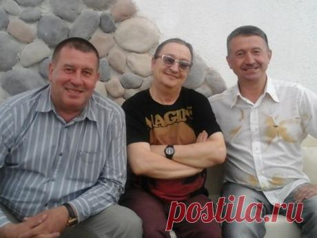 С легендой "Ариэля"В.Ярушиным и А.Святовым