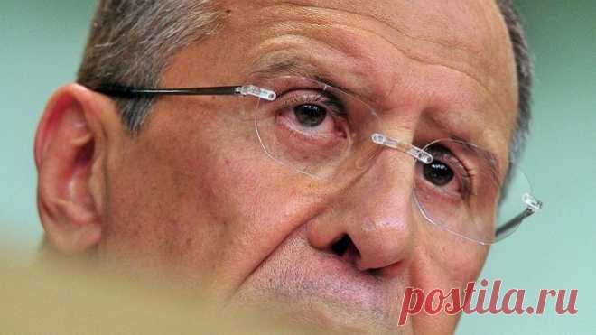 Кто и зачем отправляет в отставку Лаврова - DISCRED.RU