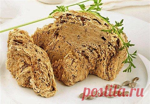 ОЧЕНЬ ВКУСНАЯ ХАЛВА - ДОМАШНЯЯ, БЕЗ САХАРА.

Рецепты очень просты, в отличие от магазинных сладостей, домашняя халва готовится только из природных продуктов.

ХАЛВА ИЗ СЕМЯН ПОДСОЛНЕЧНИКА

1 стакан очищенных подсолнечных семечек,
¾ стакана изюма,
2-3 столовые ложки нерафинированного подсолнечного масла. Оно придаст халве аромат и вкус.
Приготовление:
Семечки измельчаем блендером на максимальной скорости. Чем мельче перемолоть семечки, тем вкуснее будет халва. Добавляем к с...