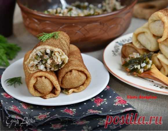 Постные блинчики с гречкой и морской капустой.