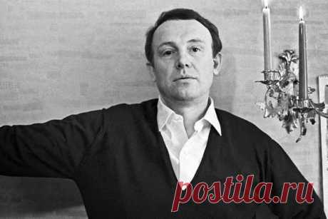 Иннокентий Смоктуновский: «Одного только не было в моей жизни – легкости и беззаботности»
  Иннокентий Смоктуновский: «Одного только не было в моей жизни – легкости...
Читай пост далее на сайте. Жми ⏫ссылку выше