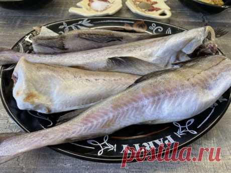 Как приготовить минтай, чтобы он по вкусу получился один-в-один мясо камчатского краба | КУЛИНАРНЫЙ ТЕХНИКУМ Пульс Mail.ru