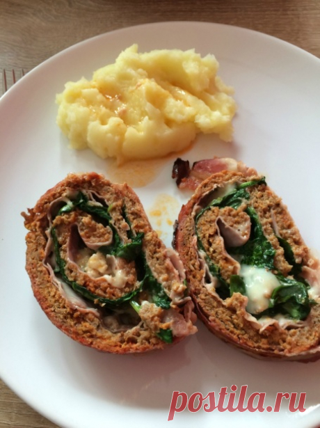 Roláda z mletého mäsa so špenátom (fotorecept) - Recept