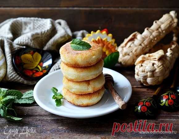 Сырники в микроволновой печи. Ингредиенты: творог, яйца куриные, соль Сырники — с их приготовлением отлично справилась микроволновая печь Panasonic NN-GD39HS. Они получились идеально пропеченным внутри, но в то же время с хрустящей корочкой снаружи. Очень вкусно и бы...