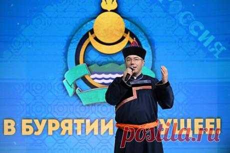 Глава российского региона притворился участником СВО. Глава Бурятии Алексей Цыденов притворился участником специальной военной операции (СВО), которому нужна психологическая помощь. Во время заседания по поддержке бойцов и их семей он под видом военнослужащего позвонил на прямую линию для консультации. Подробности той беседы были приведены на республиканском портале.