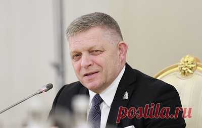 Роберт Фицо, Лула да Силва и Милорад Додик попали в базу сайта "Миротворец". Как указали на портале, премьер-министр Словакии "распространяет нарративы кремлевской пропаганды", президент Бразилии "отрицает право Украины на сопротивление", а глава Республики Сербской покушался на суверенитет Киева