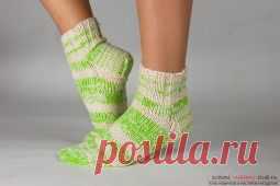 Мы предлагаем различные методы вязания спицами носков своими руками. Теплые, красивые и удобные носочки должна связать каждая рукодельница | svoimi-rukami-club.ru