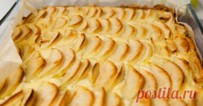 Пирог «Осенняя мелодия» - вкус просто не передать словами! 
Как ни крути, а осени не избежать! В последних числах августа люди как будто разделились на два лагеря: одни сетуют, что быстро пролетело лето, другие, наоборот, ну просто не могут дождаться наступле…