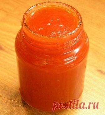 Варенье-соус из перца - Видео рецепт 
С одной стороны - это остро-сладкий соус, с другой - варенье из болгарского перца с яблоками. Как его назовёте, так и есть будете: либо с мясом и птицей, либо с выпечкой и чаем. В обеих вариантах пол…