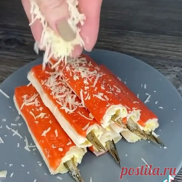 СОХРАНЯЙ, это очень ВКУСНО😍🔥
Как вам такие рулетики?
⠀
Рецепт на видео, смотри со звуком 👌🏻
Как вам? Будете готовить?
⠀
Автор @tanya_kalyagina