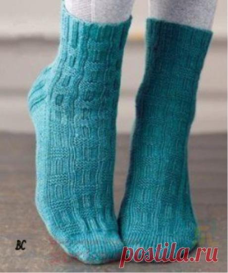 Knitted socks free pattern
