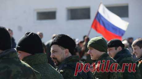 Казак-доброволец Кан рассказал, как его отряд 16 часов удерживал позиции в районе Артёмовска. Командир отряда в батальоне «Сибирь» с позывным Кан, который стал первым казаком-добровольцем, получившим звание Героя России, рассказал корреспонденту RT Владу Андрице, как его разведывательно-диверсионный отряд 16 часов удерживал непрерывно атакуемые ВСУ позиции в районе Артёмовска (Бахмута). Читать далее