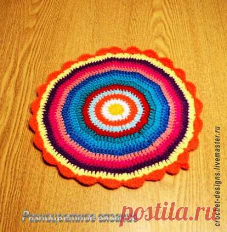 Купить Вязаная крючком салфетка-мандала - подарок для женщины, небольшой подарок, недорогой подарок