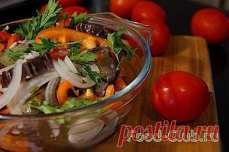 Быстрый рецепт маринованных баклажанов / С овощами и с грибами / Кулинарные рецепты - Фуд-клаб.ру