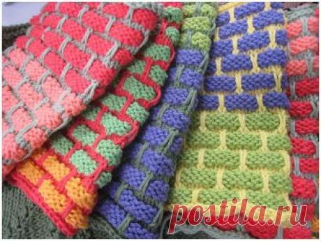 Необычный узор спицами Простой и интересный узор.
Пряжа подбирается в зависимости от назначения. 1 снять = снять 1 петлю как при вязании изнаночнойНВ = нить вперед (перекинуть нить через спицу к себе)НН = нить назад (пер…