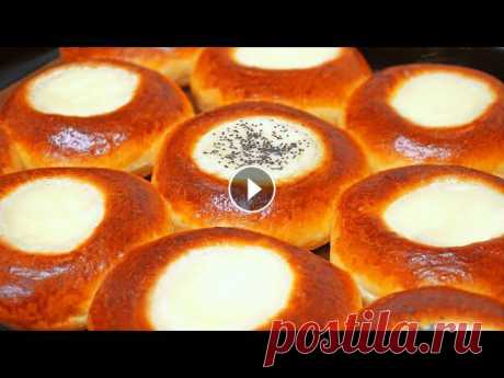 МНОГИЕ ПРОСИЛИ ЭТОТ РЕЦЕПТ! Булочки из детства! Как пух! | Кулинарим с Таней Как пух! Воздушные булочки с нежной сметанной начинкой. Рецепт простой и быстрый. Приятного аппетита! #булочки #какпух #сметанники #выпечка #кулинария...