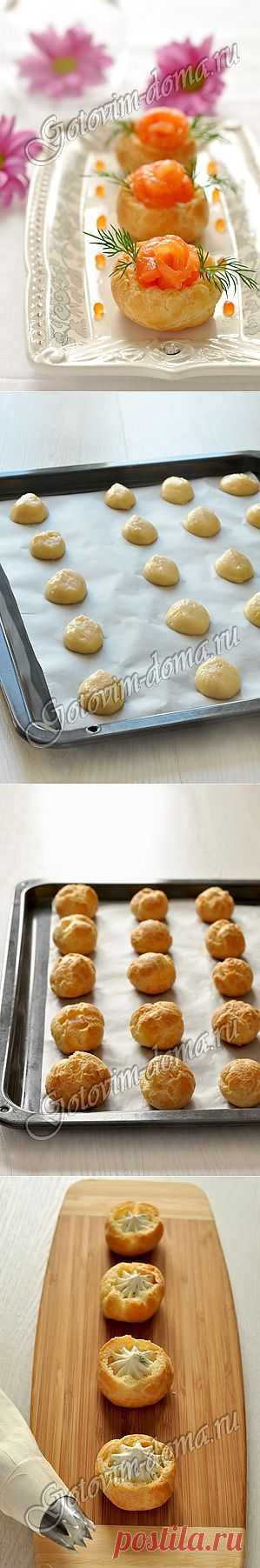 Рецепт: Профитроли с семгой и сливочным сыром