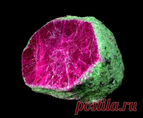 Excelente Cristal Rubi Hexagonal