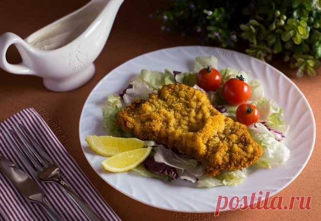 Венский шницель - классический рецепт из телятины с пошаговыми фото | ne-dieta Предлагаю вам классический рецепт приготовления венского шницеля из телятины в румяной хрустящей панировке. Это блюдо готовится просто и быстро и может стать отличным вариантом вкусного второго блюда.