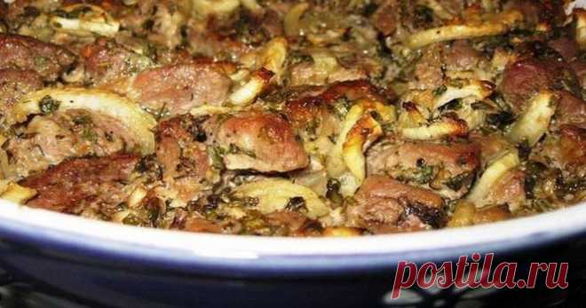 Мясо в духовке по-грузински! Давно искала такой рецепт - My izumrud Грузинская кухня — кладезь удачных рецептов приготовления мяса. Это касается не только шашлыка, но и других мясных блюд, которые готовятся дома. Предлагаем запечь в духовке мясо по-грузински. Благодаря маринаду с соком лимона, блюдо получается мягким и сочным. Свежие травы и специи наделяют его аппетитным ароматом, а мёд — приятной сладкой ноткой. Рекомендуем использовать в качестве […]