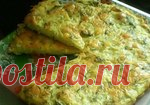 Очень вкусный и простой в приготовлении пирог из тертого картофеля с сыром и чесноком.