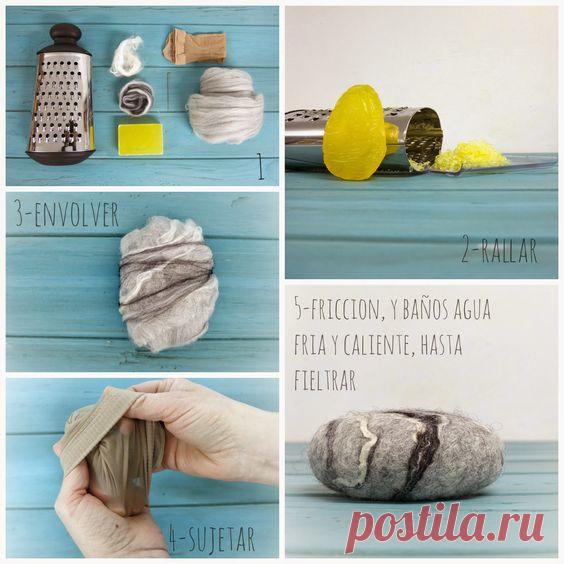 Pues ahí va una de jabón, el otro día prepare estos jabones con abrigo de fieltro que simulan piedras. La idea es ir preparando unos kits de fieltro para poner a la venta y este es el primer…