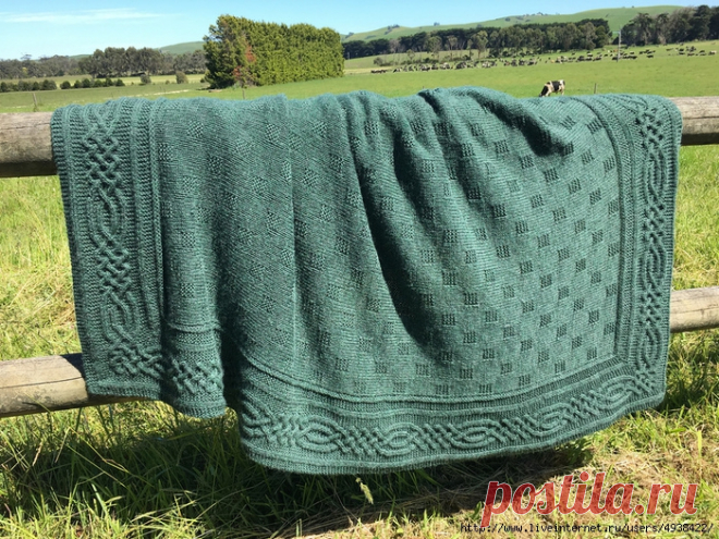 Вязаный спицами плед "Stornoway Throw"