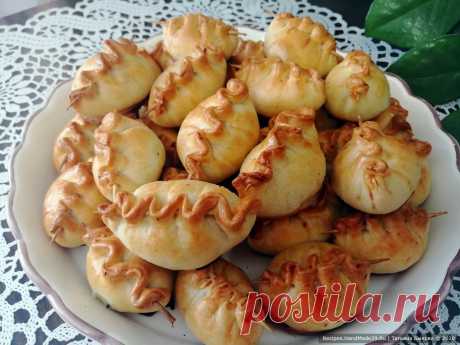 Мини-пирожки – пошаговый кулинарный рецепт с фото Закусочные мини-пирожки с мясной начинкой – пошаговый рецепт с фото. Как просто испечь вкусные и красивые маленькие пирожки. С чем подать суп. Русская кухня