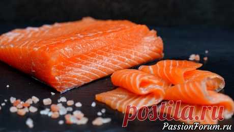 Рыба нежная как масло! Как вкусно засолить красную рыбу дома - малосольная семга (лосось, форель) - запись пользователя FooDee (Alina) в сообществе Болталка в категории Кулинария Способ засолки подходит для разных видов красной рыбы: лосось, семга, форель, горбуша. Рыба получается очень сбалансированная по вкусу, нежная, мягкая. Степень просола можно регулировать в зависимости от личных пожеланий.