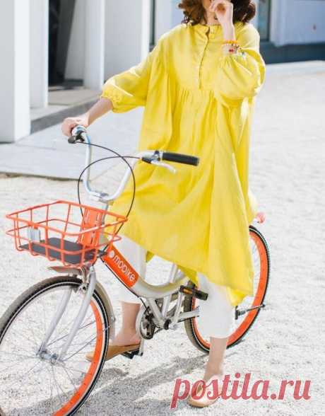 Yellow linen dress, summer Long Maxi dress, oversized Long Holiday dress 【Fabric】 Cotton, linen 【Color】 yellow 【Size】 Shoulder width 63cm/ 25  Bust 188cm / 73  Waist 200cm / 78  Sleeve 35cm / 14 Length 110cm / 43  Hem 236cm / 92    Have any questions please contact me and I will be happy to help you.