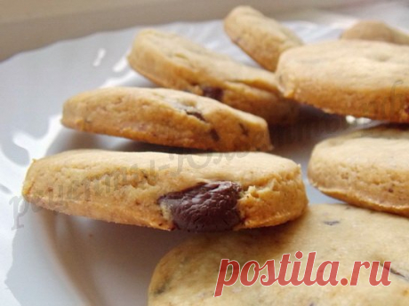 Печенье с шоколадной крошкой