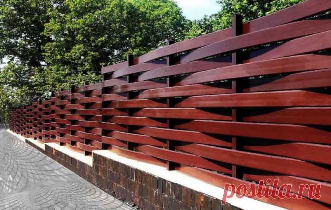 Плетеный забор из дерева для вашего участка - красиво и надежно » Женский Мир