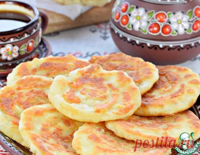 Лепешки сырные на сковороде – кулинарный рецепт