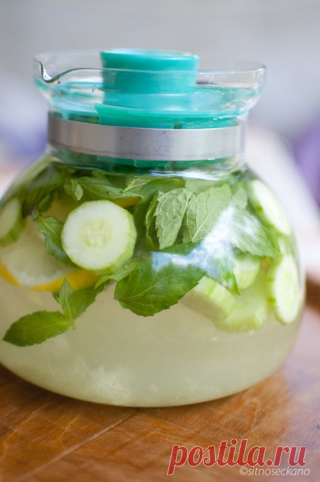 Double the Detox With These Water Additions