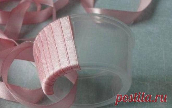 Прихожанки спрашивали, где купила такую красоту. Всем шутливо отвечаю: «Не выбрасывайте коробки из-под…»