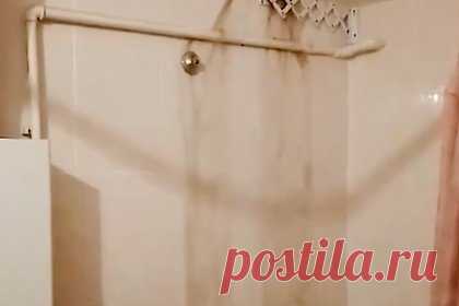 В российском городе водопад кипятка залил пять этажей жилого дома. В Волгограде в результате прорыва отопительной трубы кипятком залило пять этажей жилого дома. Потоп длился несколько часов, пока трубы не перекрыли. В итоге пострадали более 17 квартир в двух подъездах пятиэтажного дома. Собственники квартир считают причиной потопа халатность сотрудников управляющей компании.