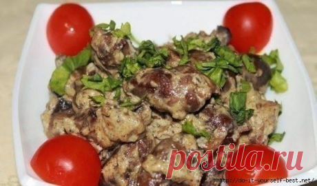 КУРИНЫЕ СЕРДЕЧКИ С ГРИБАМИ И СЫРОМ.